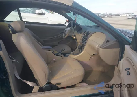 2000 Ford Mustang из США, поврежденный, VIN 1FAFP4447YF206795